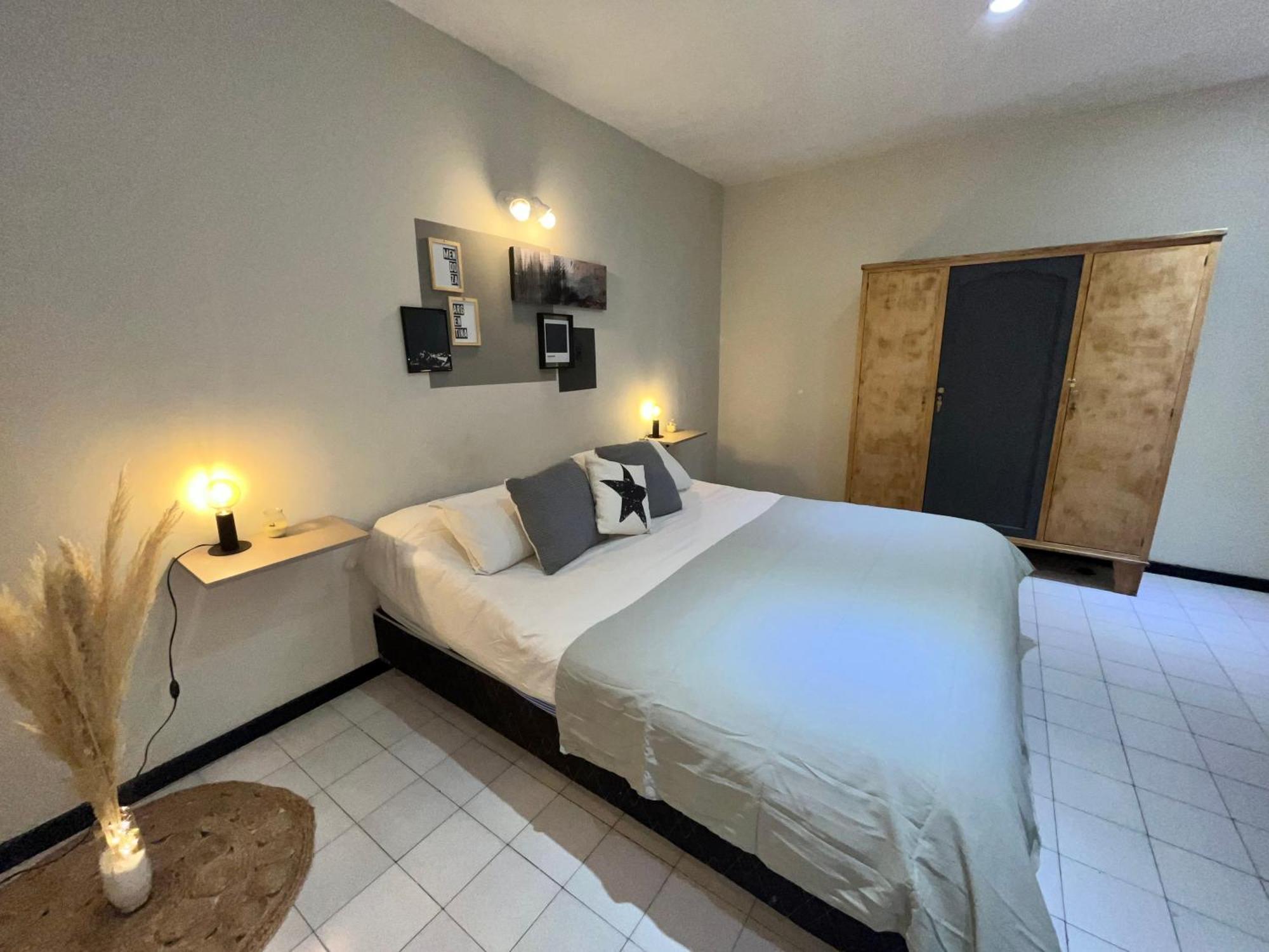 Departamento Espana A 3 Cuadras Plaza Independencia מנדוזה מראה חיצוני תמונה